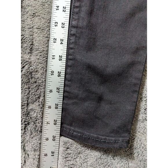 Levi's 721 High Rise Skinny Distressed Women's Jeans Size 31 Black - Picture 6 of 13